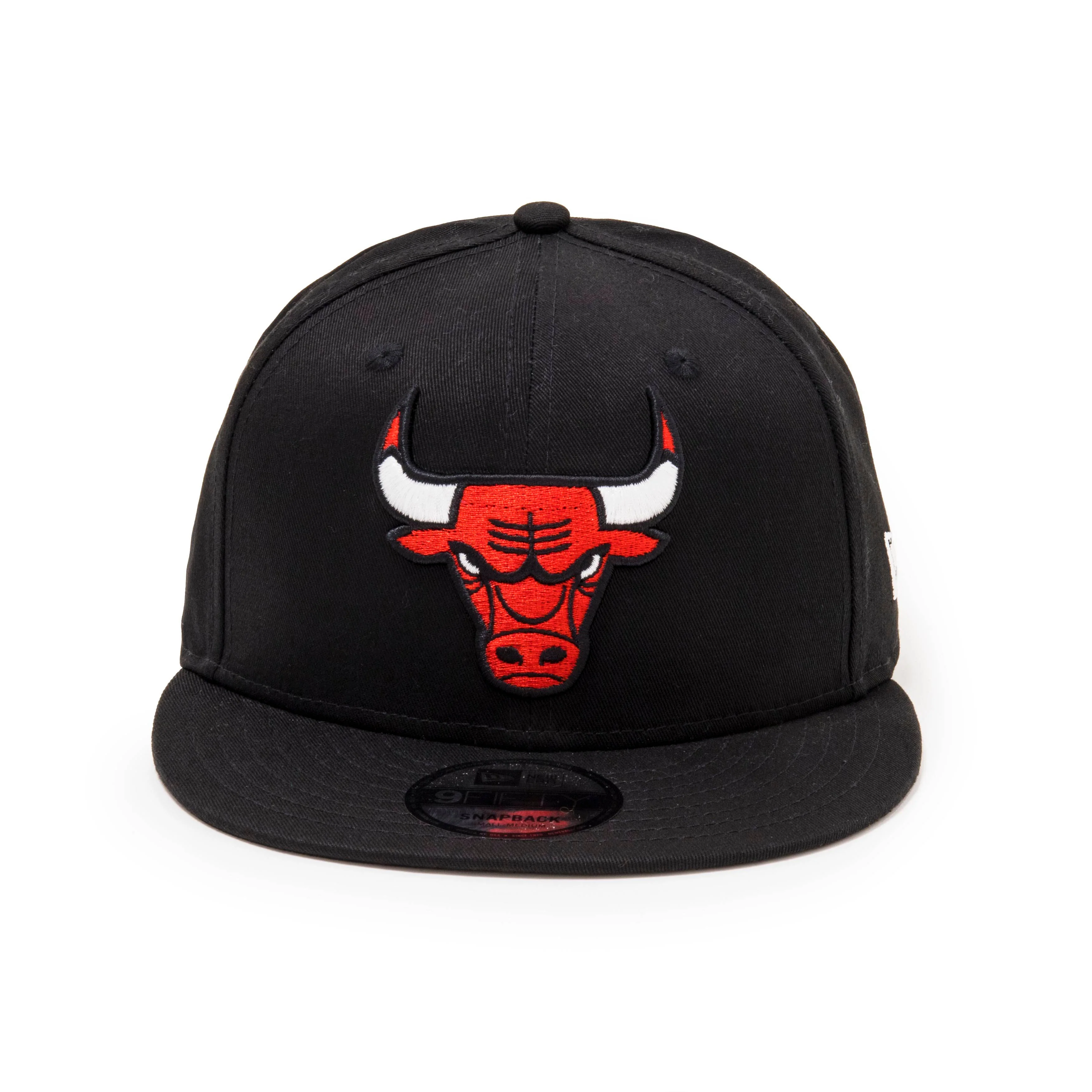 Chicago Bulls Logo Black 9FIFTY Snapback Cap - Image 2