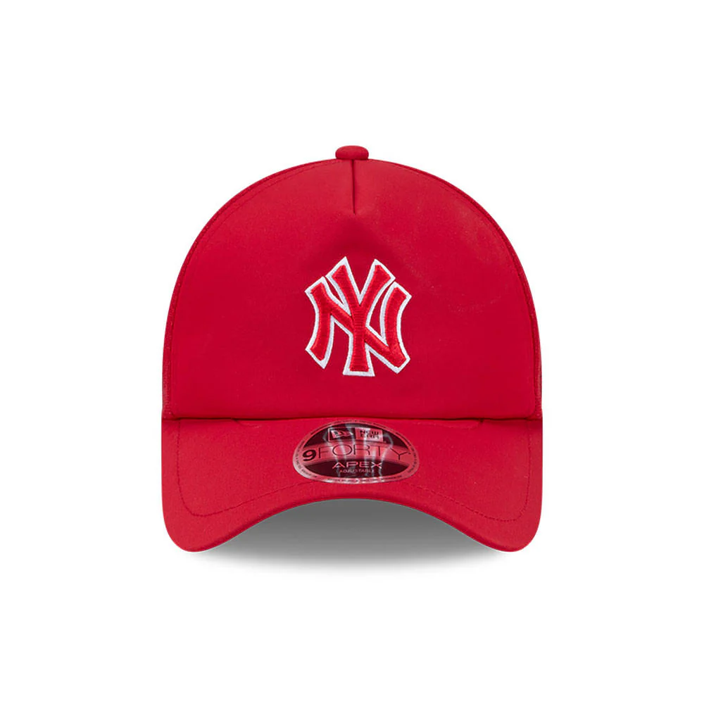 New York Yankees Batting Practice APEX 9Forty Adjustable Cap - Image 9