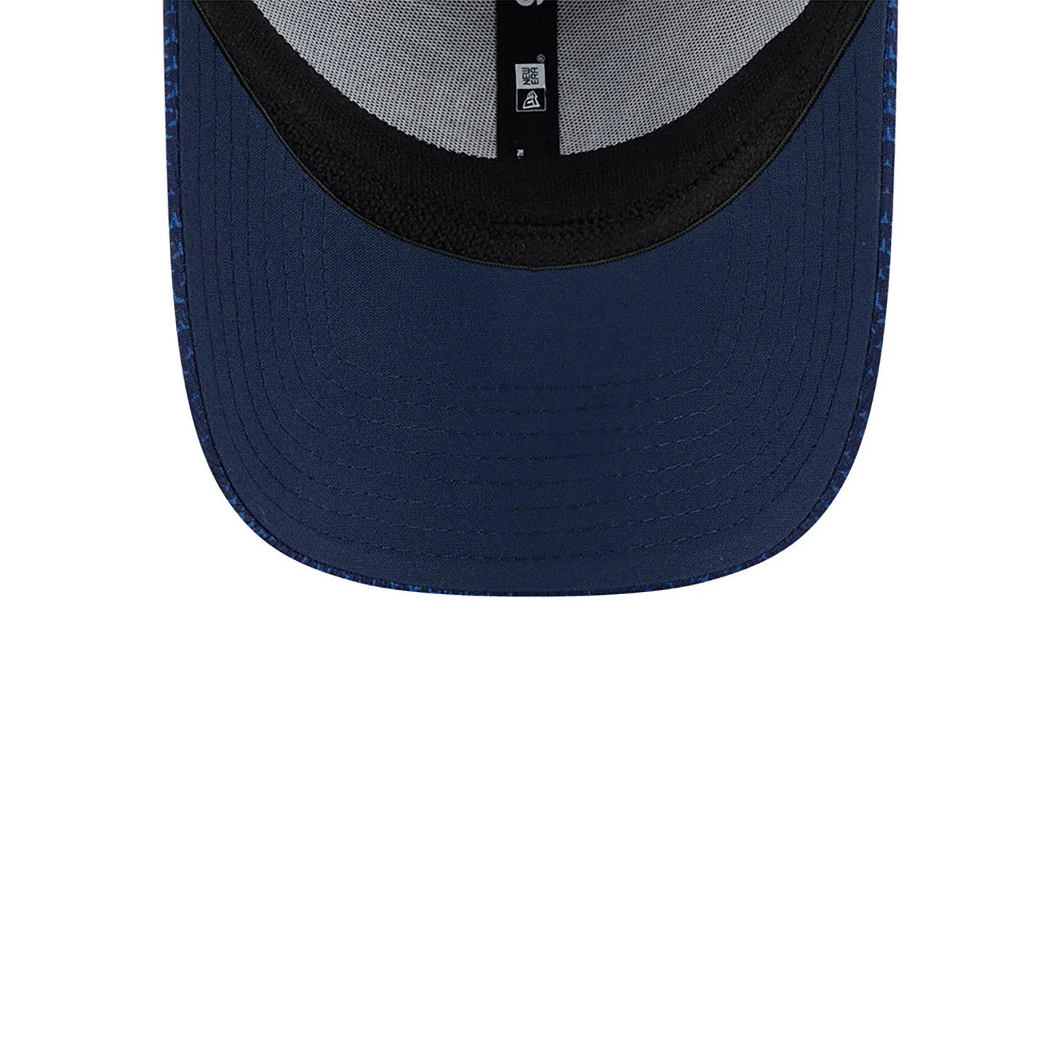 Tennessee Titans 2024 NFL Sideline 9Forty Stretch Fit Snapback Cap - Image 7